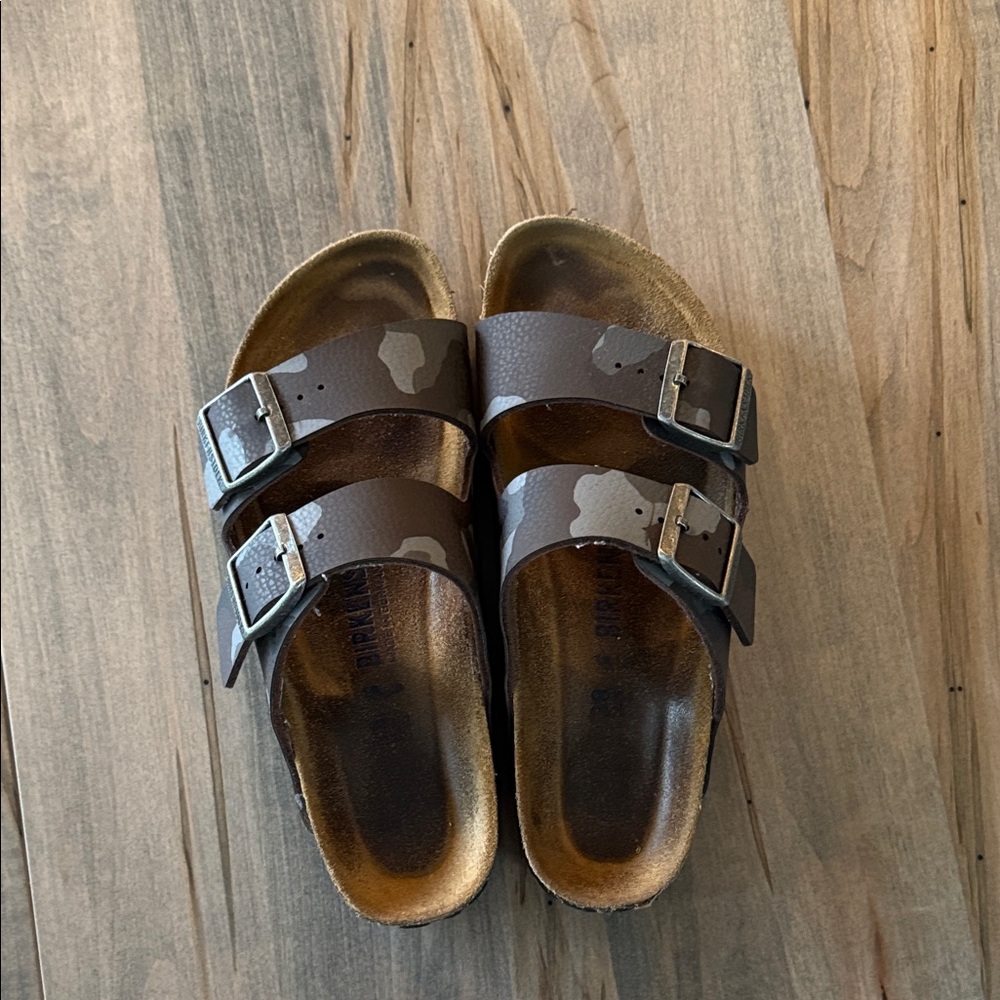 Women’s Arizona Birkenstocks